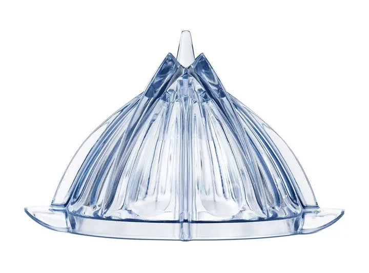 Presse-agrumes en plastique transparent.