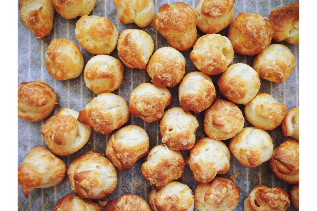 Gougères-au-munster riviera&bar