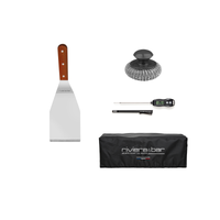 Le kit expert plancha inox de Riviera&bar FR comprend une spatule inox à manche bois, une brosse ronde, un thermomètre digital, un pinceau à badigeonner et une housse noire-parfait comme accessoires plancha ou pour kit plancha extérieur.