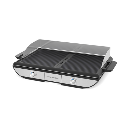 La Plancha électrique avec plaque amovible de riviera&bar dispose d'un couvercle en verre, de deux boutons de contrôle et d'une grille nervurée spacieuse - idéale pour une cuisson conviviale. Présentée sur fond blanc.