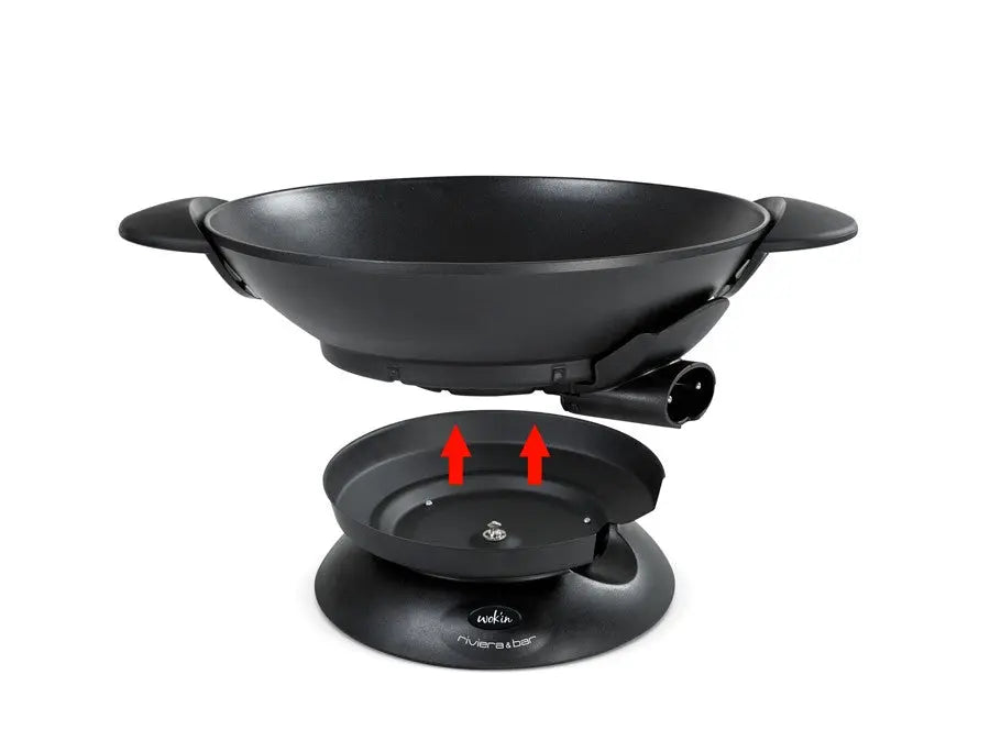 Wok électrique noir.